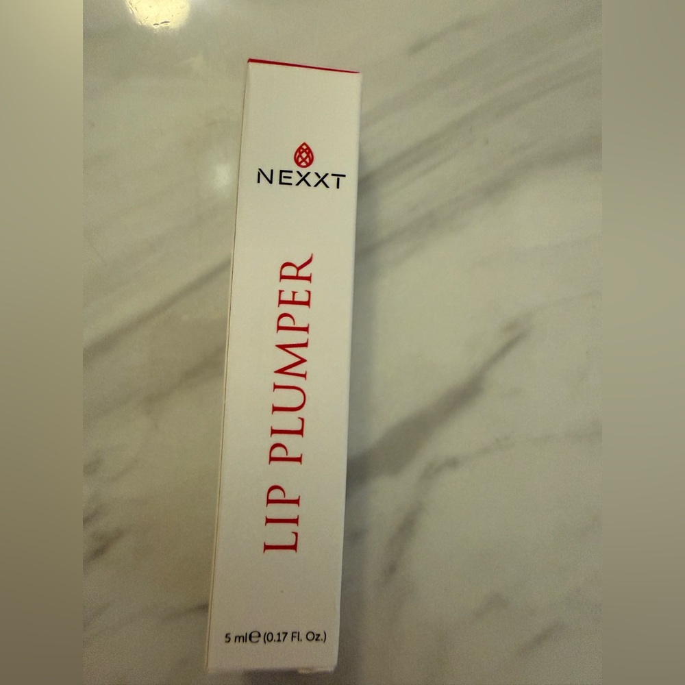 NIB NEXXT Lip Plumper